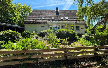 Einfamilienhaus mit großzügigem Grundstück in zentraler Lage von Worpswede