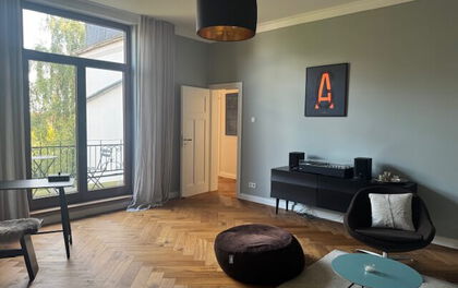 Moderne 2-Zimmer Wohnung in historischer Villa in Bremen