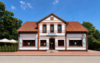 Wohn- und Geschäftshaus mit Restaurant, Veranstaltungssaal und drei Wohneinheiten