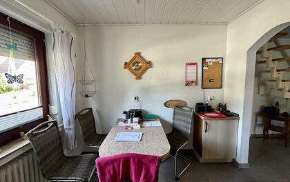 Kleines Einfamilienhaus mit großem Garten in zentraler Lage von Grasberg