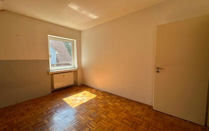 Renovierungsbedürftiges Wohnhaus mit zwei Wohneinheiten in zentraler Lage von Worpswede