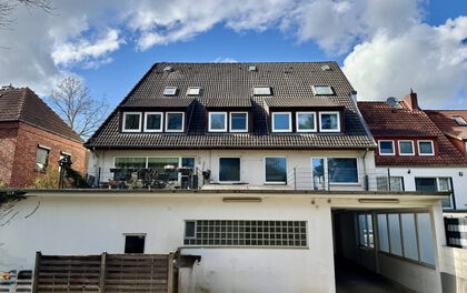 Attraktives Wohn- und Geschäftshaus in gefragter Lage von Bremen-Lesum