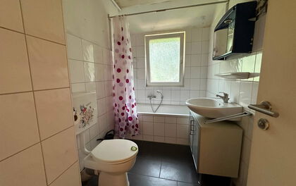 Renovierungsbedürftiges Wohnhaus mit zwei Wohneinheiten in zentraler Lage von Worpswede