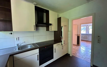 Renovierungsbedürftiges Wohnhaus mit zwei Wohneinheiten in zentraler Lage von Worpswede